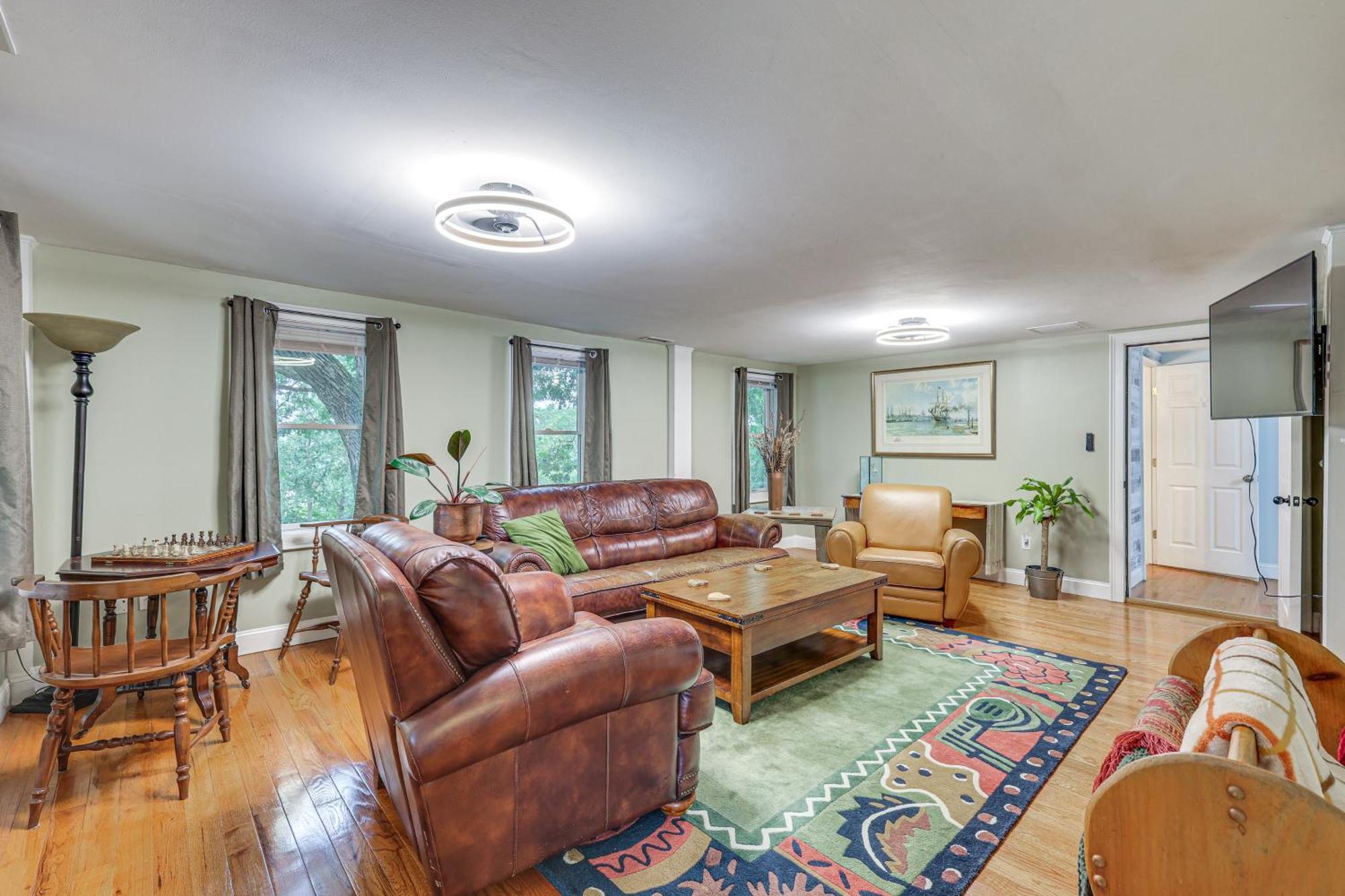 Quintessential New England Home With Patio And Grill! Putnam Exteriör bild